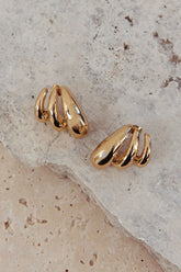 Lilly Ridged Earrings Gold