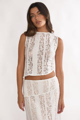 Eleesa Asymmetric Hem Top Lace White