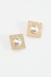Vanessa Square Hammered Earrings Gold/Pearl