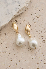 Arna Baroque Pearl Drop Earrings Gold/Pearl